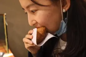 外卖运营师每天试吃：有同事半年胖30斤视频封面