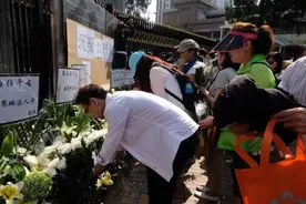 香港警方为清洁工罗伯遭袭身亡案再通缉14人，悬赏80万港元图片