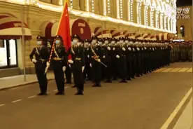 帅！中国军人红场彩排再唱喀秋莎图片