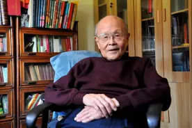 为祖国健康工作70年！清华“教授们的教授”95岁仍坚持上课图片