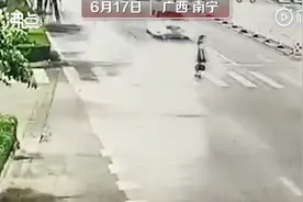 心痛！广西一高三学生斑马线上被撞飞住进ICU，还有20天高考图片