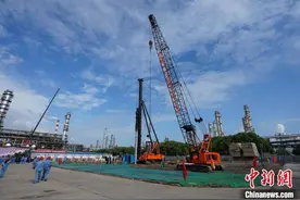 上海石化打造乙烯装置智能化图片