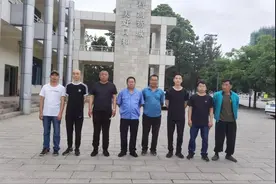 山东平度九名“扯被”救人英雄获见义勇为表彰图片