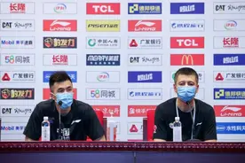 纵观CBA｜时隔151天回归，独臂少年跳球前仍在球馆练球图片