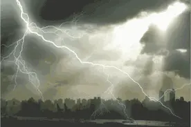 【独家释疑】最近这是怎么了， 一天一场雷雨？图片
