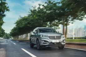 首发5款车型14.8万起 WEY品牌2021款VV6焕新上市图片