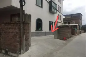 两男童车内窒息身亡！家属要求车主担责道歉，法律界人士这样说……图片
