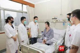 血管破裂、喷射状出血、休克！救人要紧！瞬间，一场“血战”就此拉开…图片