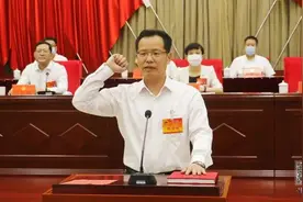 邓光华任天津市津南区区长图片