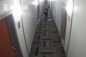 亚裔女大学生昏迷求助 加拿大女警铐上手铐拖行还踩头图片