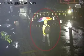 深夜，杭州一小伙变装外卖员悄悄潜入……他的身份更让人想不到图片