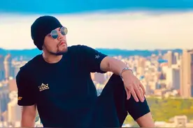 周杰伦上脚 Dior AJ1！自称「全亚洲最速上脚」图片