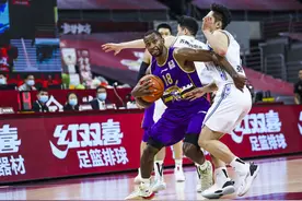 苏州外援赛前受伤 北控顺利拿下比赛图片