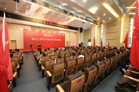校长王存文寄语毕业生：同心筑梦 共创未来图片