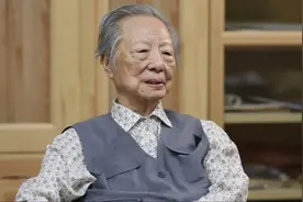 98岁中国书画界泰斗陈佩秋今晨意外辞世图片