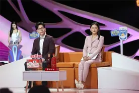女生靠耳朵谈恋爱？爱情，是需要表达的图片