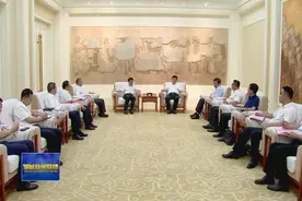 济宁邹城市委书记张百顺会见中铁十局总经理李海峰一行图片