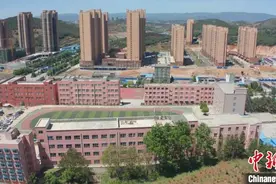 贵州威宁易地扶贫搬迁前期工作结束 超6万贫困民众搬进县城图片