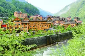 怒江峡谷千年跨越见证中国巨龙腾飞图片