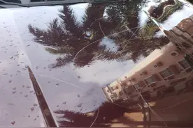 熊孩子用锋利物划数十辆私家车 律师：赔偿难逃图片