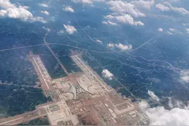 辨识度极高！成都市民空中拍下天府国际机场最新靓照图片