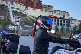 河南辣妈万里走单骑，骑摩托穿越青藏高原图片