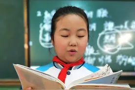 山东青岛即墨十岁女孩做心肺复苏救醒父亲图片