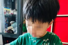 小红书、抖音、快手上的低龄网红：「我想像孩子一样生活」图片