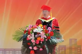 赵琳校长：今日云端遥相送 明朝荣归定有期图片