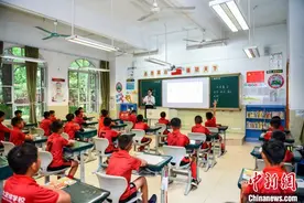8年28亿 探访打造足球人才“兵工厂”的恒大足校图片