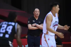 篮球——CBA复赛第一阶段：南京同曦宙光迎战辽宁本钢图片