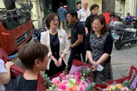 人民城市人民建，人民城市为人民｜当天签、当天搬！长寿路505弄5号居民告别“拎马桶”生活图片