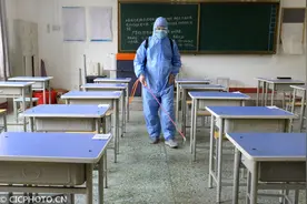 “全真模拟高考”备战疫情下的高考图片