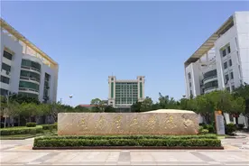闽南理工学院毕业作品2020中国国际大学生时装周云上“e绽放”图片