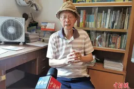 突患无法治愈眼疾 乘风破浪的大爷要在失明前环游世界图片