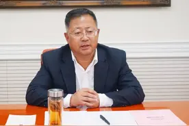 全国政协副秘书长韩建华兼任机关党委书记图片