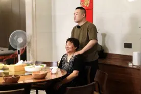易烊千玺“现身”《未知的餐桌》？魏大勋陷猜谜困境图片