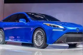 丰田全新一代Mirai 10月发布 10斤氢气能跑650公里图片