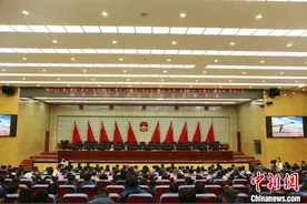 黄河源头最美“生态管护员”：生活好了，环境美了图片