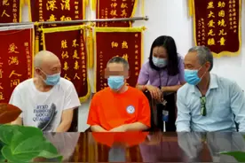 "高材生"上海街头流浪十年返乡 同学：曾是村里希望图片