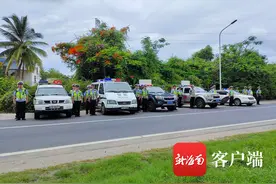 高速路开“蜗牛车”当心被罚 三亚交警开展专项整治行动图片