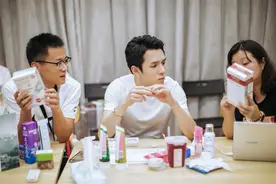 专访李佳琦：让直播回归产品本身，是未来的方向图片