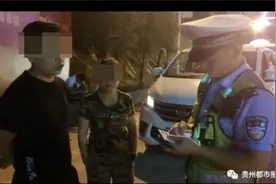 为逃避处罚，女车主竟装晕还下跪……图片