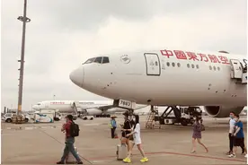 2周15万人循环消费 东航“随心飞”共赢局渐入佳境图片