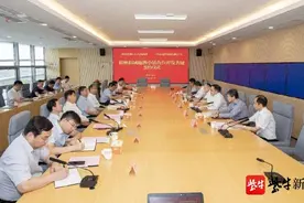 地铁载着“江北明珠”跑
南京浦口将建设“地铁小镇”图片