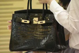 19万买爱马仕二手包 配件不全要求微商退款退货图片