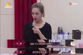 月薪3000、会拍照、能拎包……艺人助理还有哪些职场“秘密”？图片