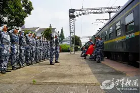这样的军列生活，够味图片