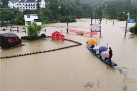 安徽歙县首场高考因暴雨取消 下午考试正常进行图片