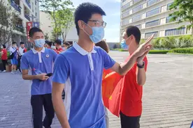 深圳大鹏首设高考考场，201名高三学子参与高考图片